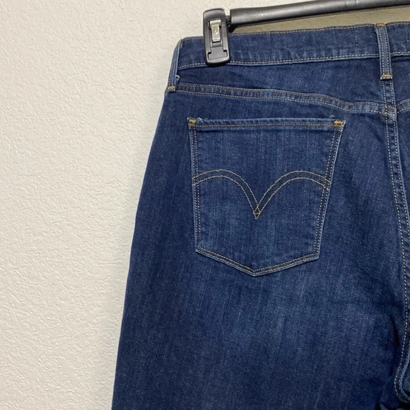 Levi's 515 Bootcut Dark Wash Jeans - Picture 10 of 10